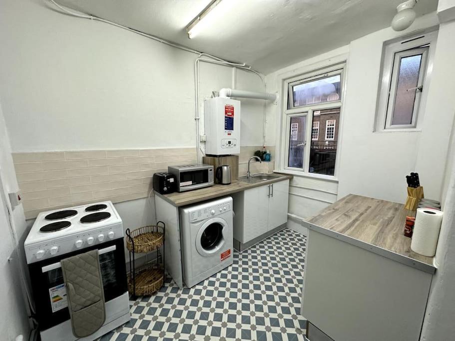 Spectacular 2 Bedroom On Tower Bridge Londra Dış mekan fotoğraf