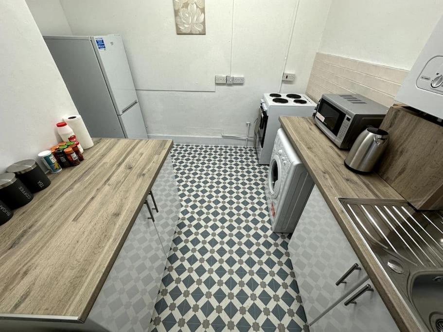 Spectacular 2 Bedroom On Tower Bridge Londra Dış mekan fotoğraf