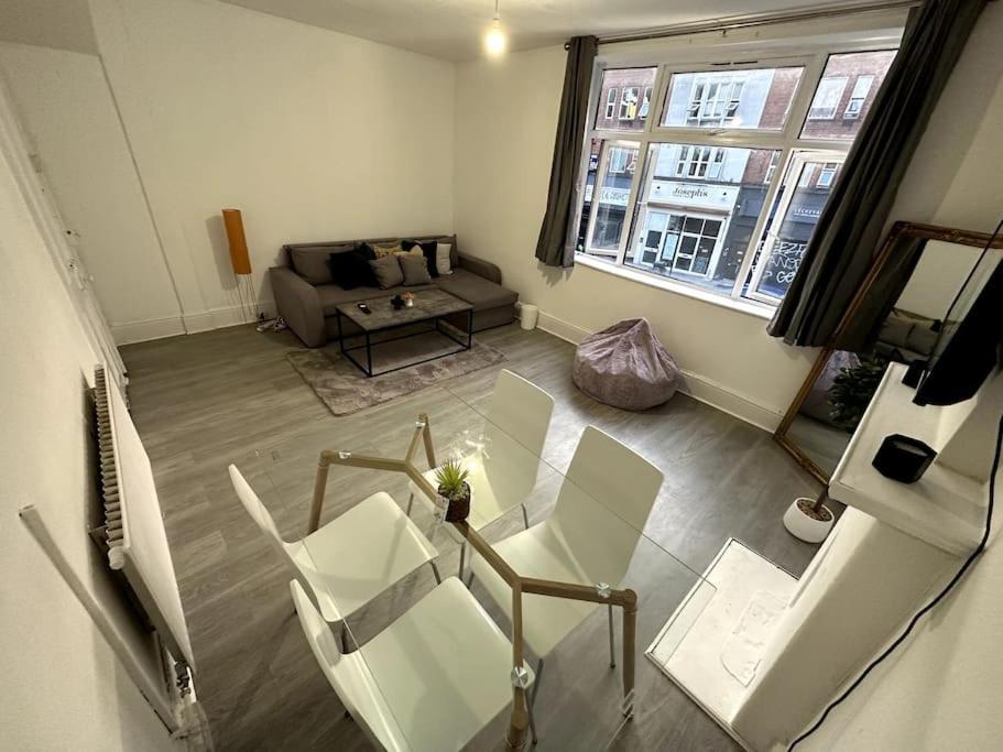 Spectacular 2 Bedroom On Tower Bridge Londra Dış mekan fotoğraf