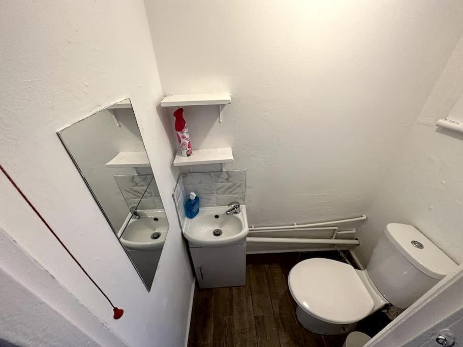 Spectacular 2 Bedroom On Tower Bridge Londra Dış mekan fotoğraf