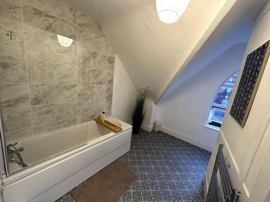 Spectacular 2 Bedroom On Tower Bridge Londra Dış mekan fotoğraf