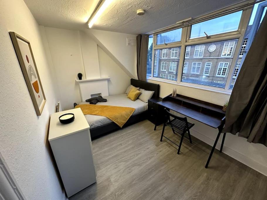 Spectacular 2 Bedroom On Tower Bridge Londra Dış mekan fotoğraf